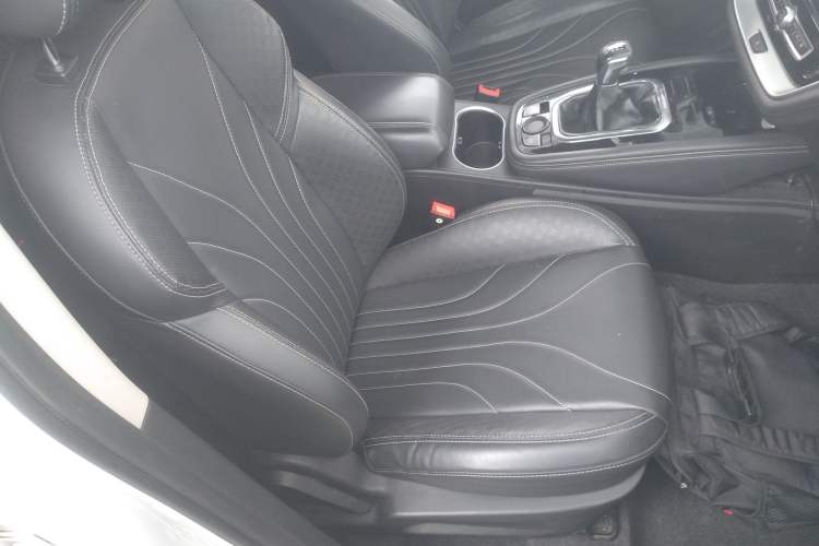 Used JETOUR X70M 2020 1.5T Manual Travel Companion Model Right Front Seat