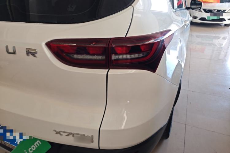 Used JETOUR X70M 2020 Revised 1.5T Manual Partner Version 5-Seater Right Rear Taillight