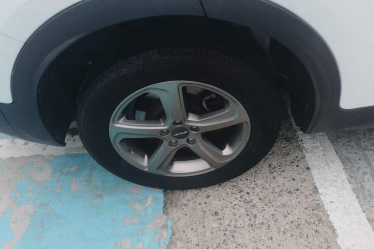 Used JETOUR X70M 2020 1.5T Manual Partner Model Right Rear Wheel Hub