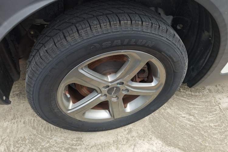 Used JETOUR X70M 2020 1.5T Manual Partner Model Right Rear Wheel Hub