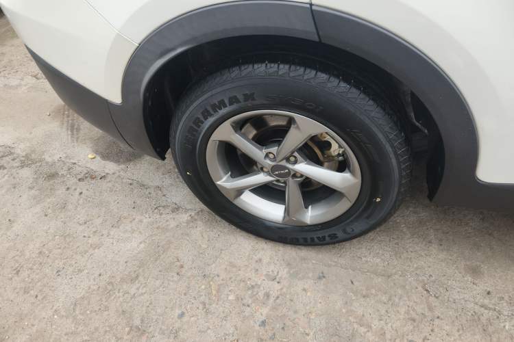 Used JETOUR X70M 2020 1.5T Manual Travel Companion Model Right Rear Wheel Hub