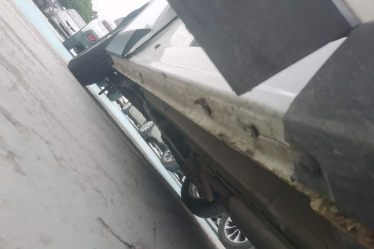 Used JETOUR X70M 2020 1.5T Manual Partner Model Right Side Sill