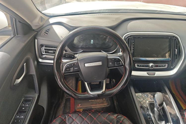 Used JETOUR X70M 2020 Revised Version 1.5T DCT Companion Edition 6 Seats Steering Wheel