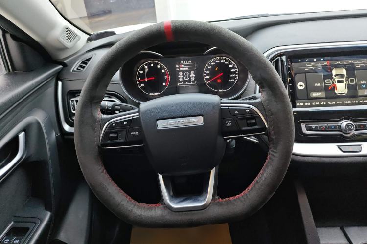 Used JETOUR X70M 2020 Revised 1.5T Manual Partner Version 5-Seater Steering Wheel