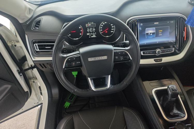 Used JETOUR X70M 2020 Revised Version 1.5T Manual - Travel Companion Type 6 Seats Steering Wheel
