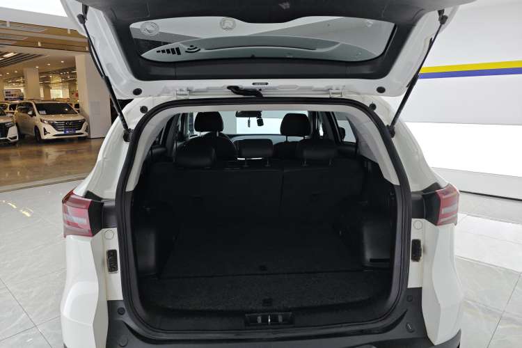 Used JETOUR X70M 2020 Revised 1.5T Manual Partner Version 5-Seater Trunk