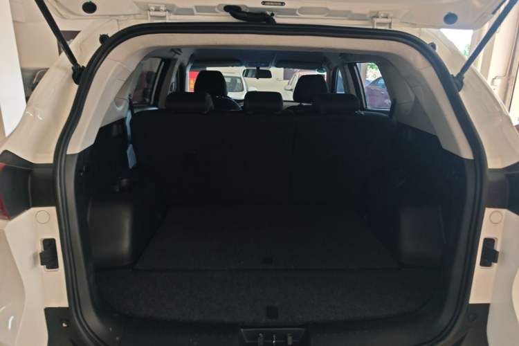 Used JETOUR X70M 2020 Revised 1.5T Manual Partner Version 5-Seater Trunk