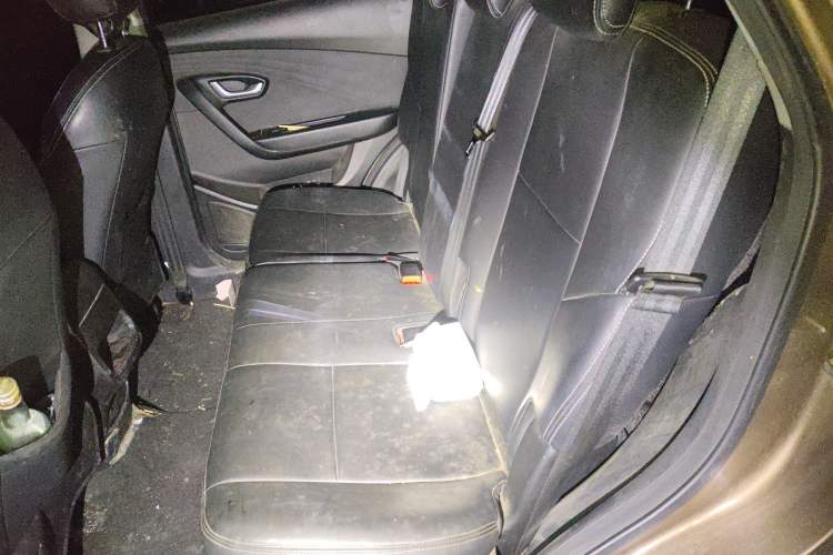 Used JETOUR X70M 2020 Revised 1.5T Manual Partner Version 5-Seater Left Rear Seat