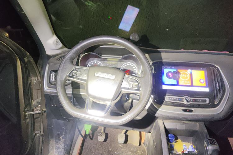 Used JETOUR X70M 2020 Revised 1.5T Manual Partner Version 5-Seater Steering Wheel
