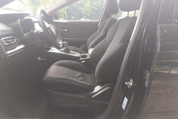 Used JETOUR X70M 2021 1.5T Manual Urban Partner 7-Seater Left Front Seat