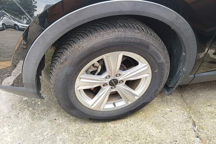 Used JETOUR X70M 2021 1.5T DCT Luxury Partner Model 5 Seats Left Front Wheel Hub
