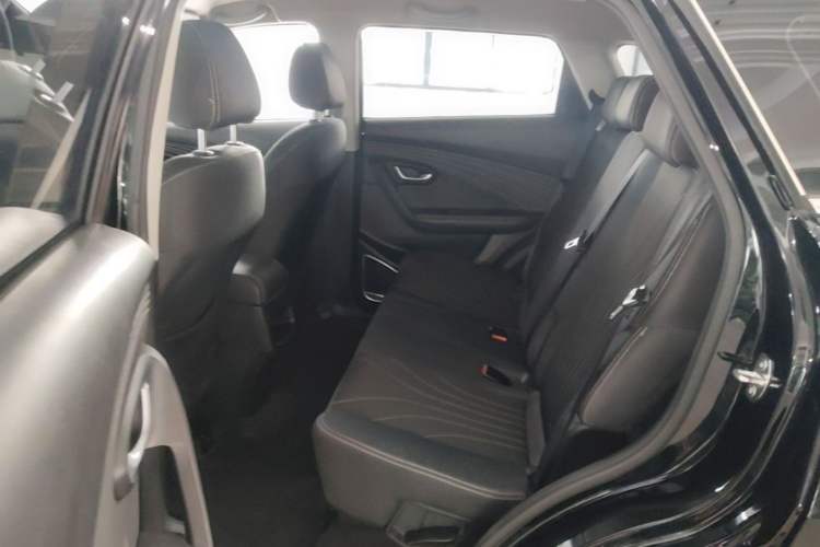 Used JETOUR X70M 2021 1.5T Manual Urban Partner Model 5 Seats Left Rear Seat
