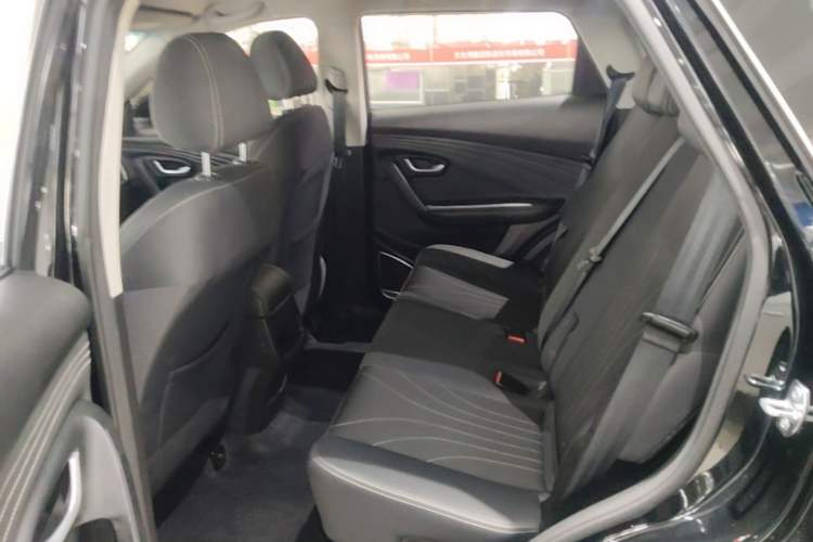 Used JETOUR X70M 2021 1.5T Manual Urban Partner Model 5 Seats Left Rear Seat