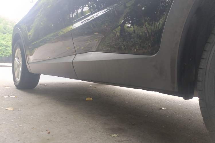 Used JETOUR X70M 2021 1.5T Manual Urban Partner 7-Seater Left Side Sill