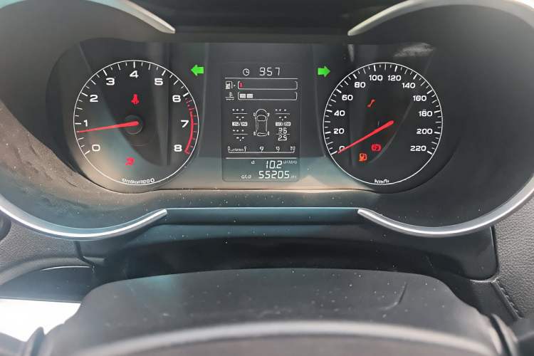 Used JETOUR X70M 2021 1.5T Manual Urban Partner Model 5 Seats Odometer Close Up