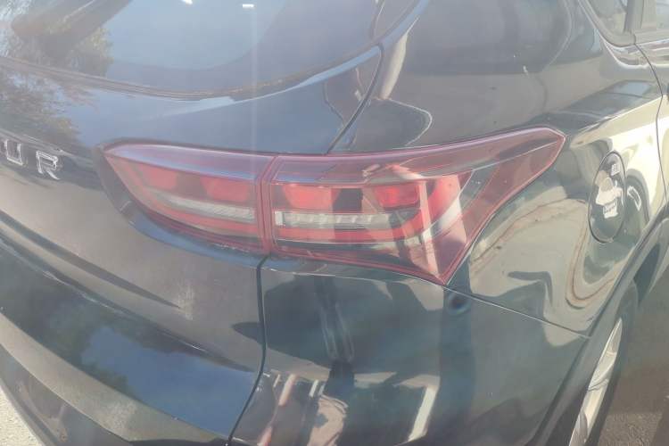 Used JETOUR X70M 2021 1.5T DCT Luxury Partner Model 7 Seats Right Rear Taillight