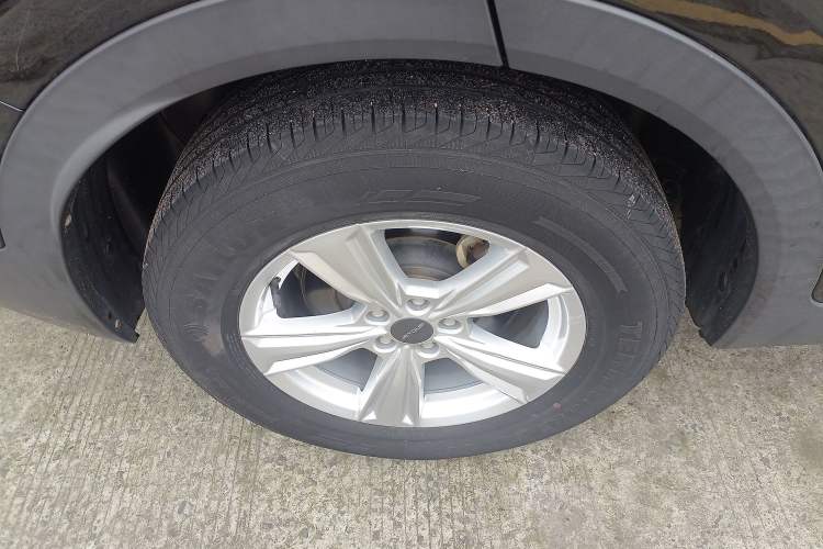 Used JETOUR X70M 2021 1.5T Manual Urban Partner 7-Seater Right Rear Wheel Hub