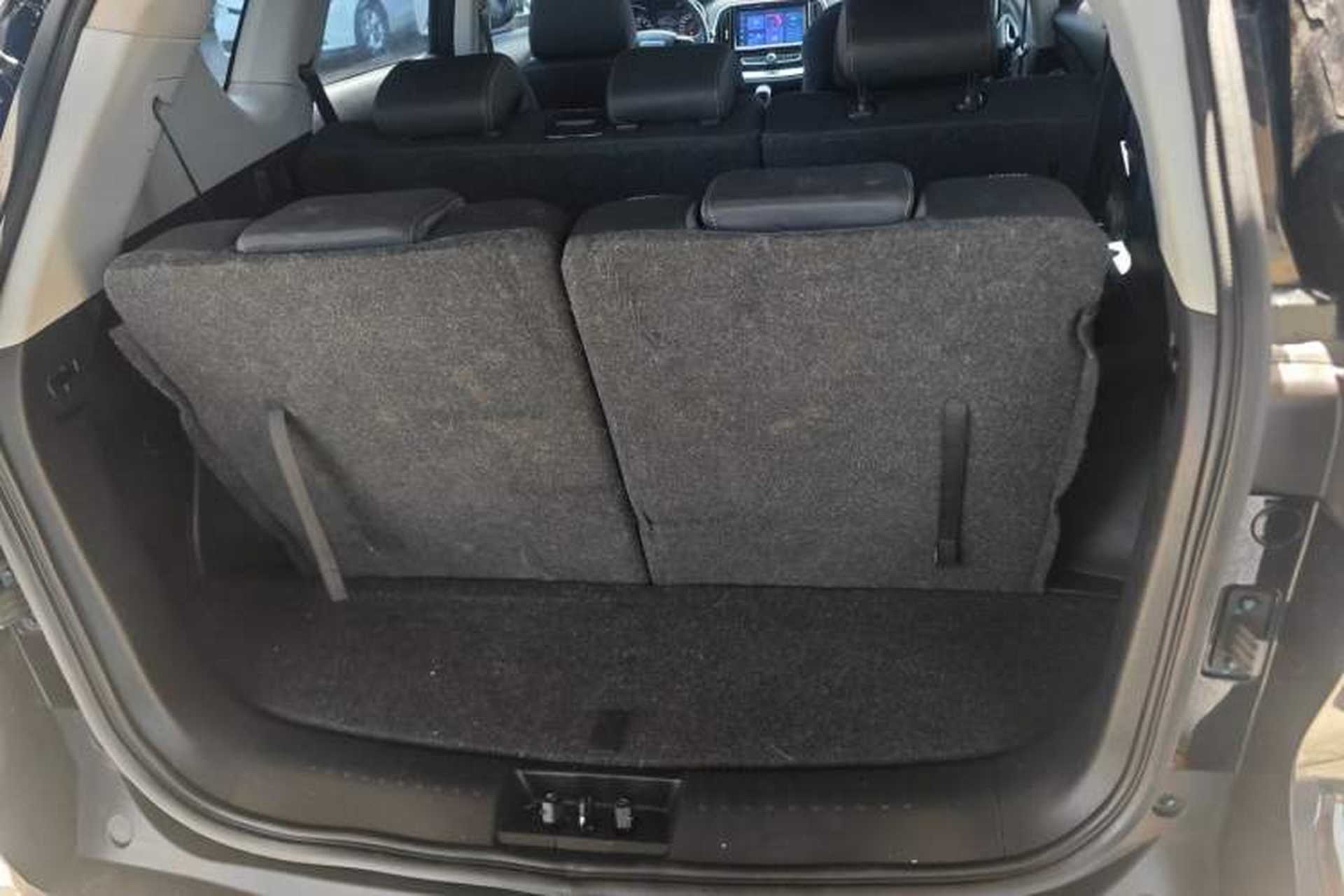Used JETOUR X70M 2021 1.5T Manual Urban Partner 7-Seater Trunk