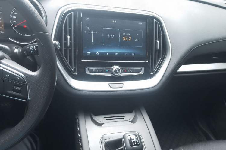 Used JETOUR X70M 2021 1.5T Manual Urban Partner 7-Seater Audio And AC Panel