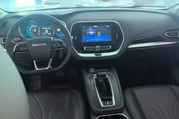 Used JETOUR X70M 2021 1.5T DCT Prestige Partner Model 5 Seats Center Console