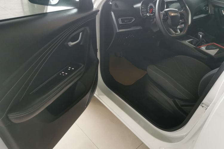 Used JETOUR X70M 2021 1.5T Manual Urban Partner 7-Seater Driver Seat
