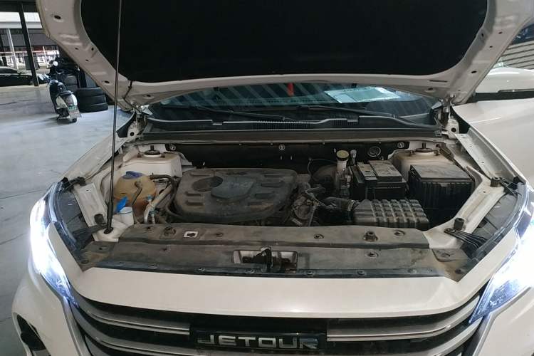 Used JETOUR X70M 2021 1.5T DCT Prestige Partner Model 5 Seats Engine Bay