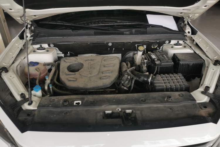 Used JETOUR X70M 2021 1.5T Manual Urban Partner 7-Seater Engine Bay