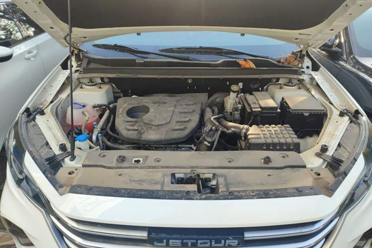 Used JETOUR X70M 2021 1.5T Manual Urban Partner Model 5 Seats Engine Bay
