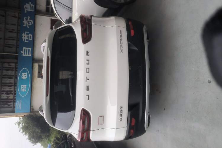Used JETOUR X70M 2021 1.5T DCT Prestige Partner Model 5 Seats Exterior 4