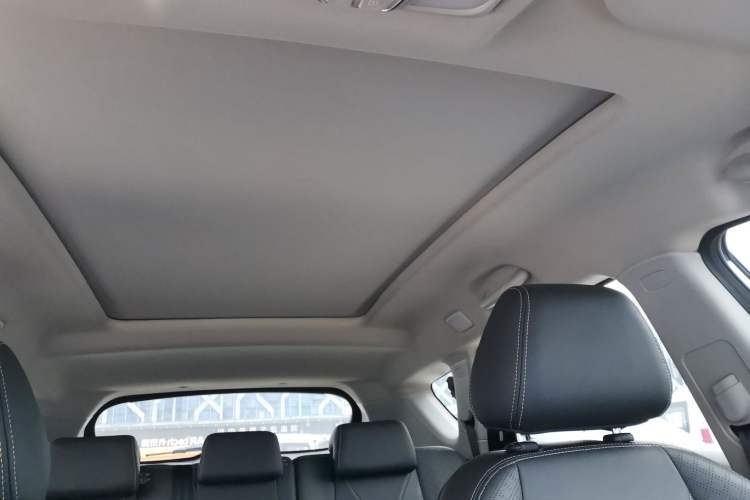 Used JETOUR X70M 2021 1.5T DCT Prestige Partner Model 5 Seats Headliner