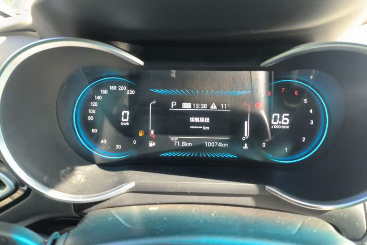Used JETOUR X70M 2021 1.5T DCT Prestige Partner Model 5 Seats Instrument Cluster