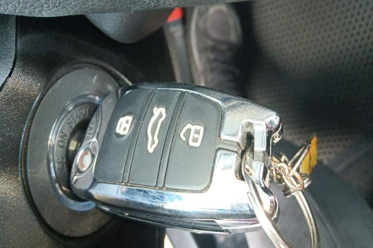 Used JETOUR X70M 2021 1.5T Manual Urban Partner Model 5 Seats Interior 1