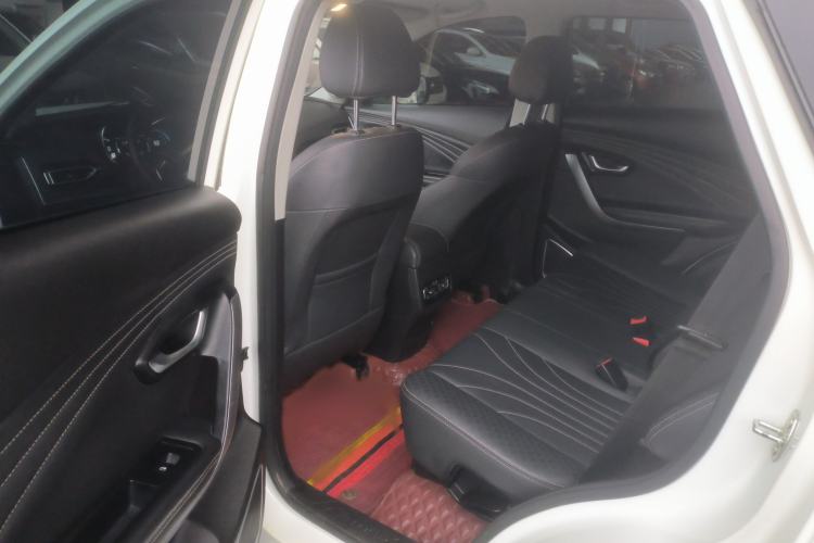 Used JETOUR X70M 2021 1.5T DCT Prestige Partner Model 5 Seats Interior 1