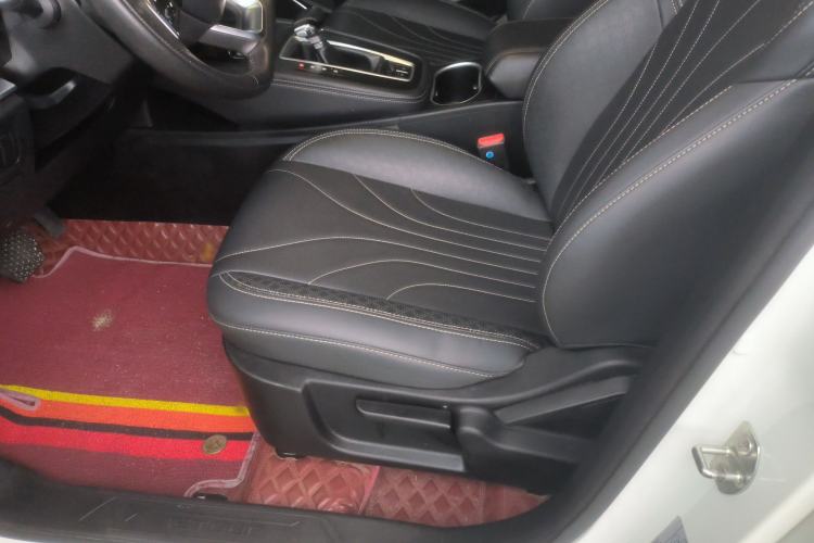 Used JETOUR X70M 2021 1.5T DCT Prestige Partner Model 5 Seats Interior 2