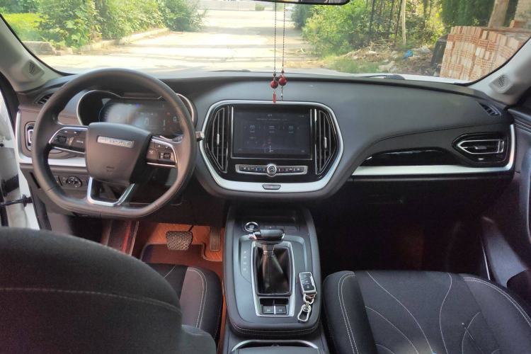 Used JETOUR X70M 2021 1.5T DCT Luxury Partner Model 5 Seats Interior 2