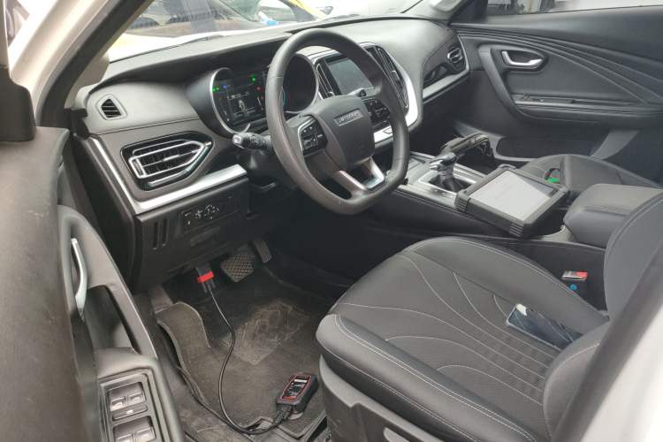 Used JETOUR X70M 2021 1.5T DCT Luxury Partner Model 5 Seats Interior 3
