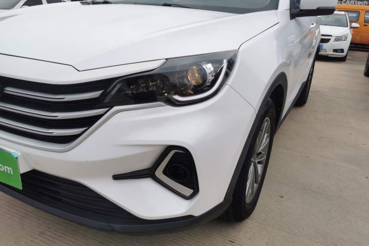 Used JETOUR X70M 2021 1.5T DCT Prestige Partner Model 5 Seats Left Front Headlight