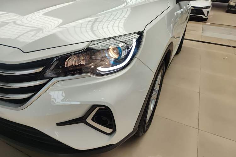 Used JETOUR X70M 2021 1.5T DCT Luxury Partner Model 5 Seats Left Front Headlight