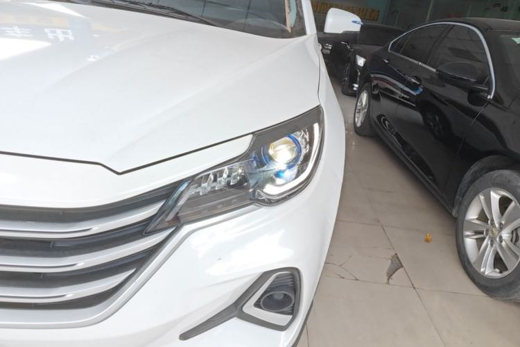 Used JETOUR X70M 2021 1.5T DCT Luxury Partner Model 7 Seats Left Front Headlight