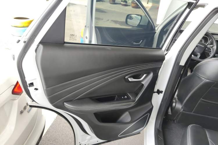 Used JETOUR X70M 2021 1.5T Manual Urban Partner Model 5 Seats Left Rear Door Interior
