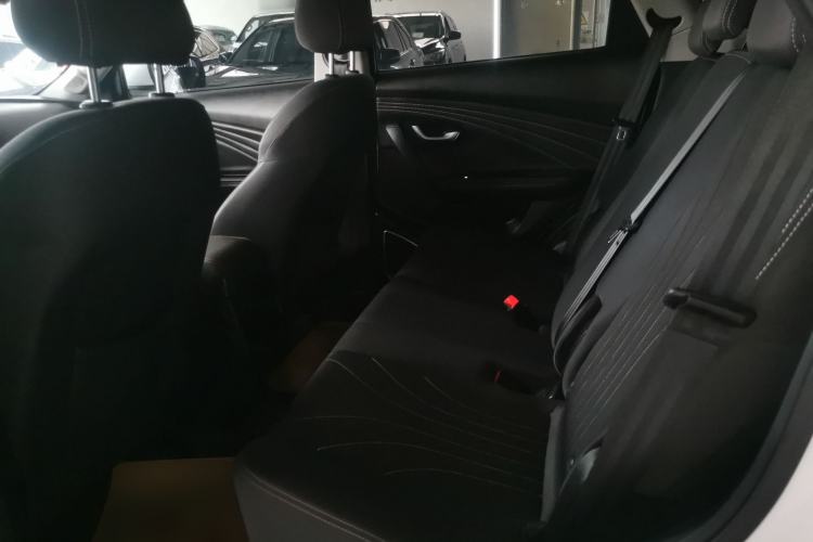 Used JETOUR X70M 2021 1.5T Manual Urban Partner 7-Seater Left Rear Seat