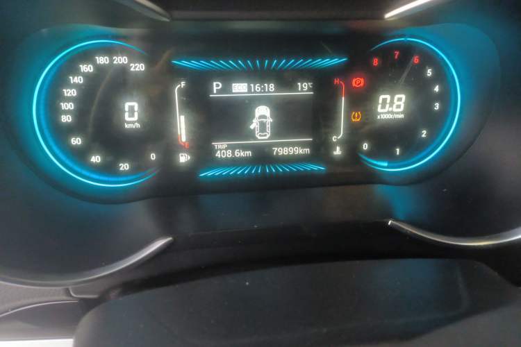 Used JETOUR X70M 2021 1.5T DCT Prestige Partner Model 5 Seats Odometer Close Up