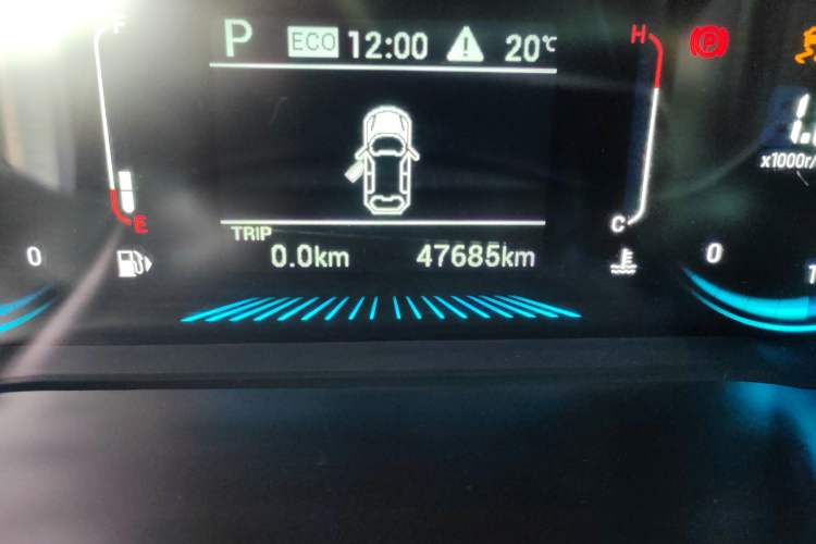 Used JETOUR X70M 2021 1.5T DCT Prestige Partner Model 5 Seats Odometer Close Up