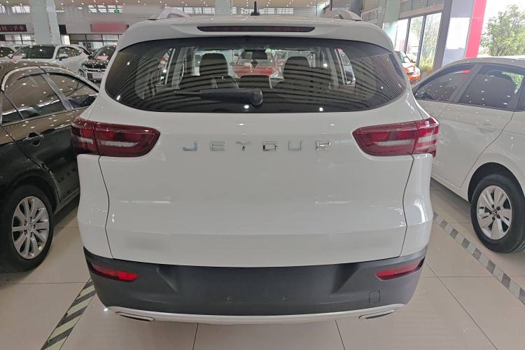 Used JETOUR X70M 2021 1.5T DCT Luxury Partner Model 7 Seats Rear