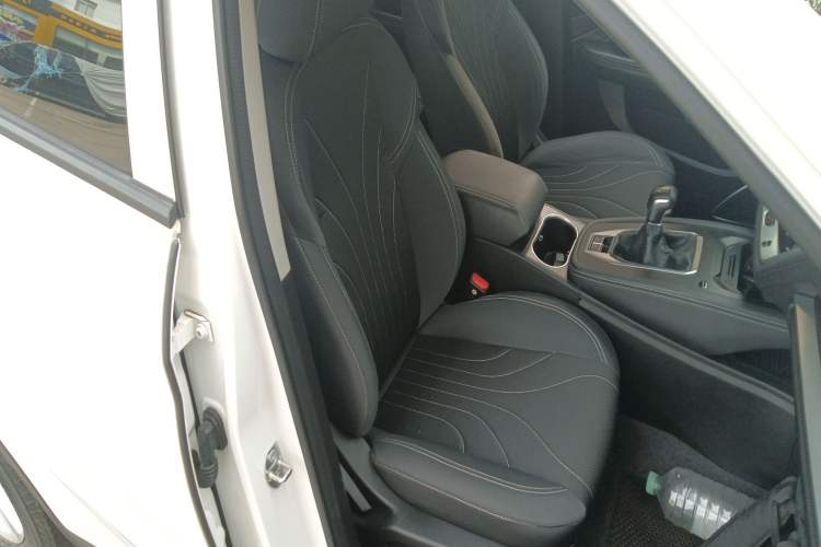 Used JETOUR X70M 2021 1.5T Manual Urban Partner Model 5 Seats Right Front Seat