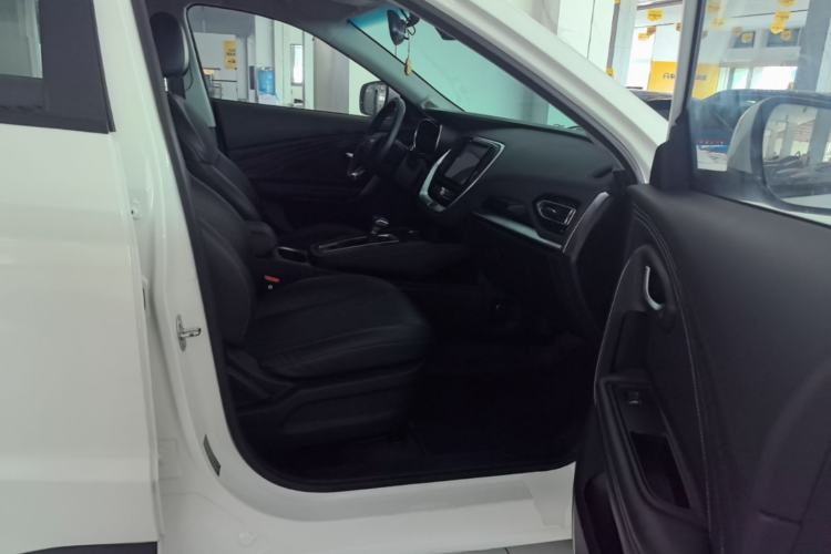 Used JETOUR X70M 2021 1.5T DCT Prestige Partner Model 5 Seats Right Front Seat