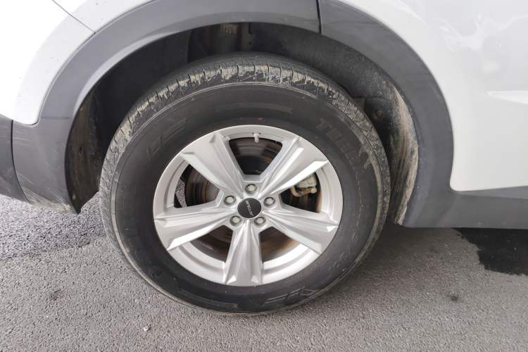 Used JETOUR X70M 2021 1.5T Manual Urban Partner Model 5 Seats Right Rear Wheel Hub