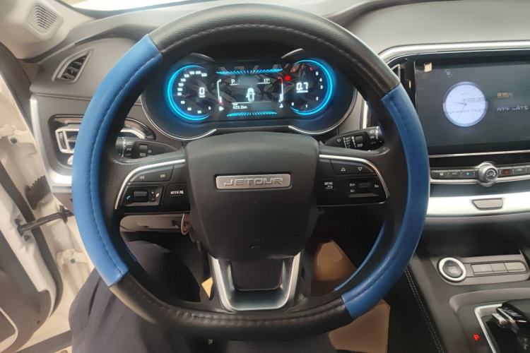 Used JETOUR X70M 2021 1.5T DCT Luxury Partner Model 5 Seats Steering Wheel