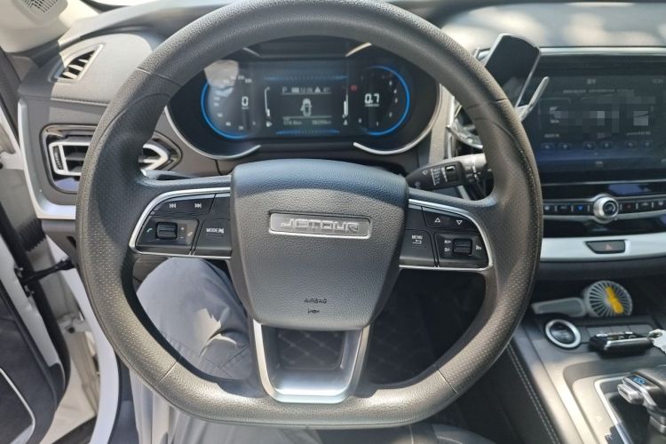 Used JETOUR X70M 2021 1.5T DCT Luxury Partner Model 7 Seats Steering Wheel