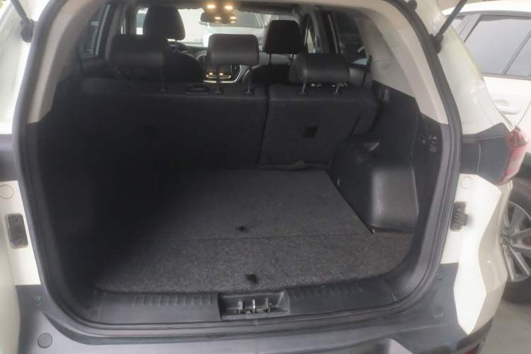 Used JETOUR X70M 2021 1.5T DCT Prestige Partner Model 5 Seats Trunk